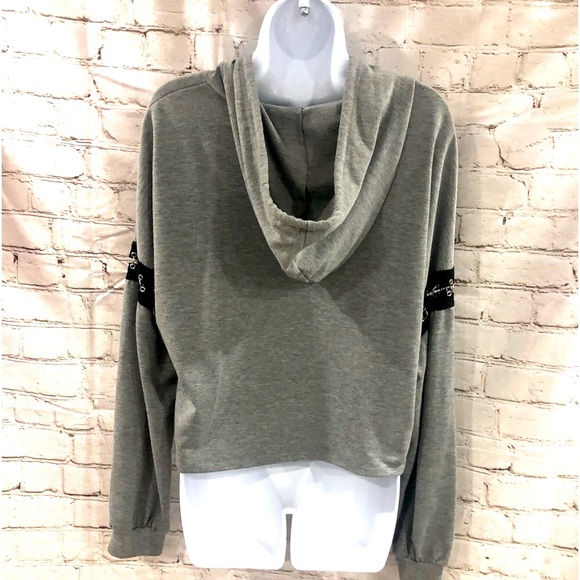 🔥Veveret🔥Ladies Cropped Hoodie🔥Measurements in Photos🔥 - Picture 2 of 10